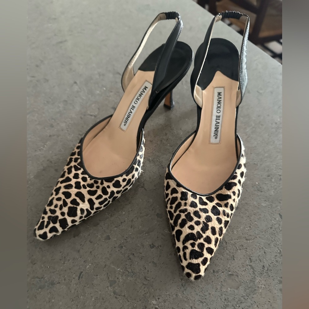 Manolo Blahnik Slingback Leopard Print Heels Size 8.5 (EU 38 1/2)